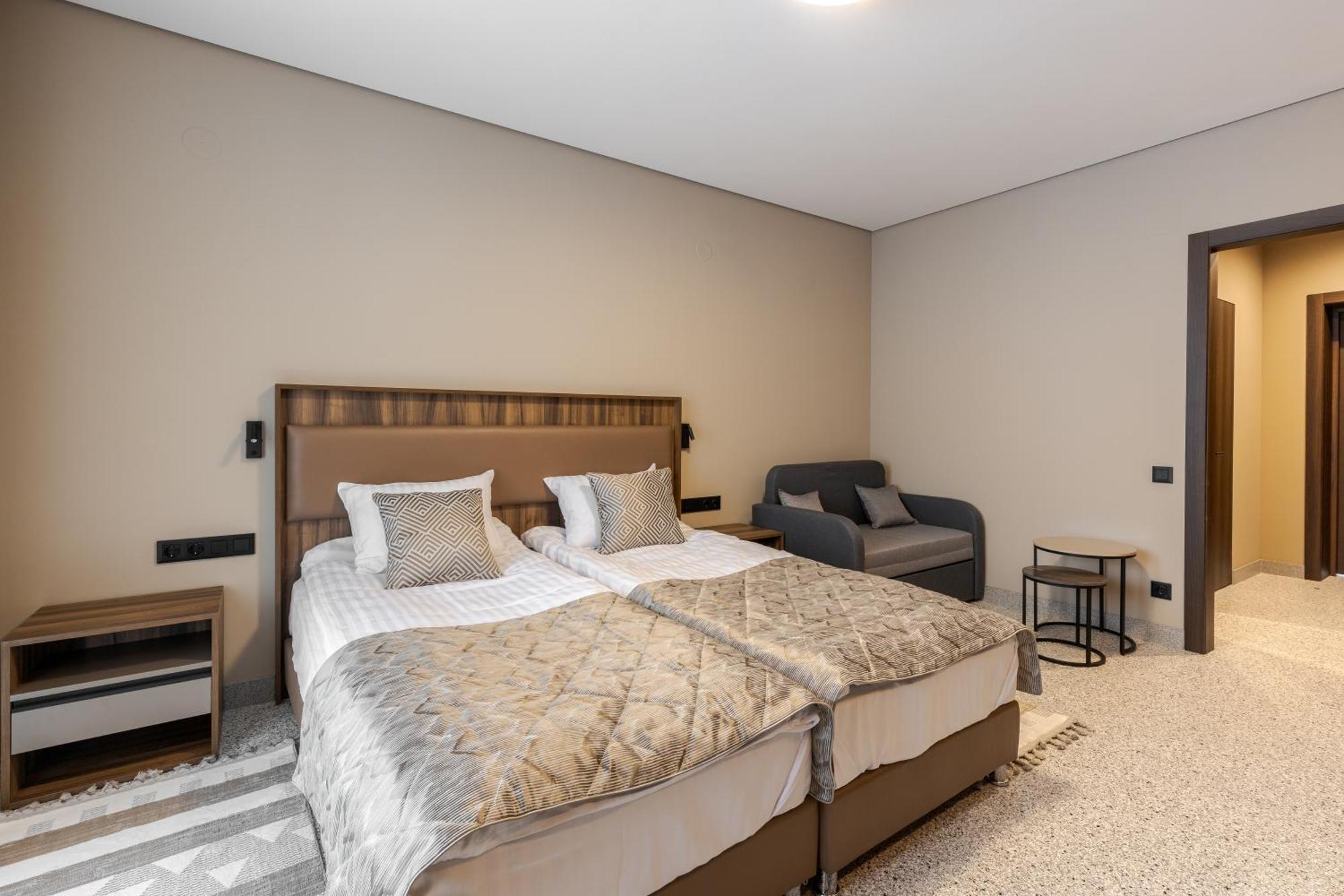Hotel Ozero Vita Nizhniy Studenyy Exteriör bild
